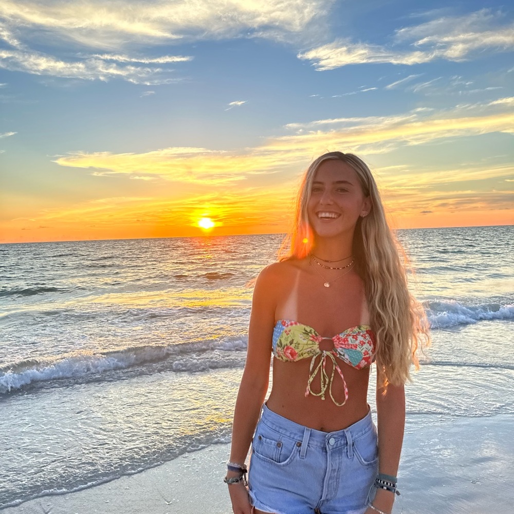 Meet your Posher, Gaby